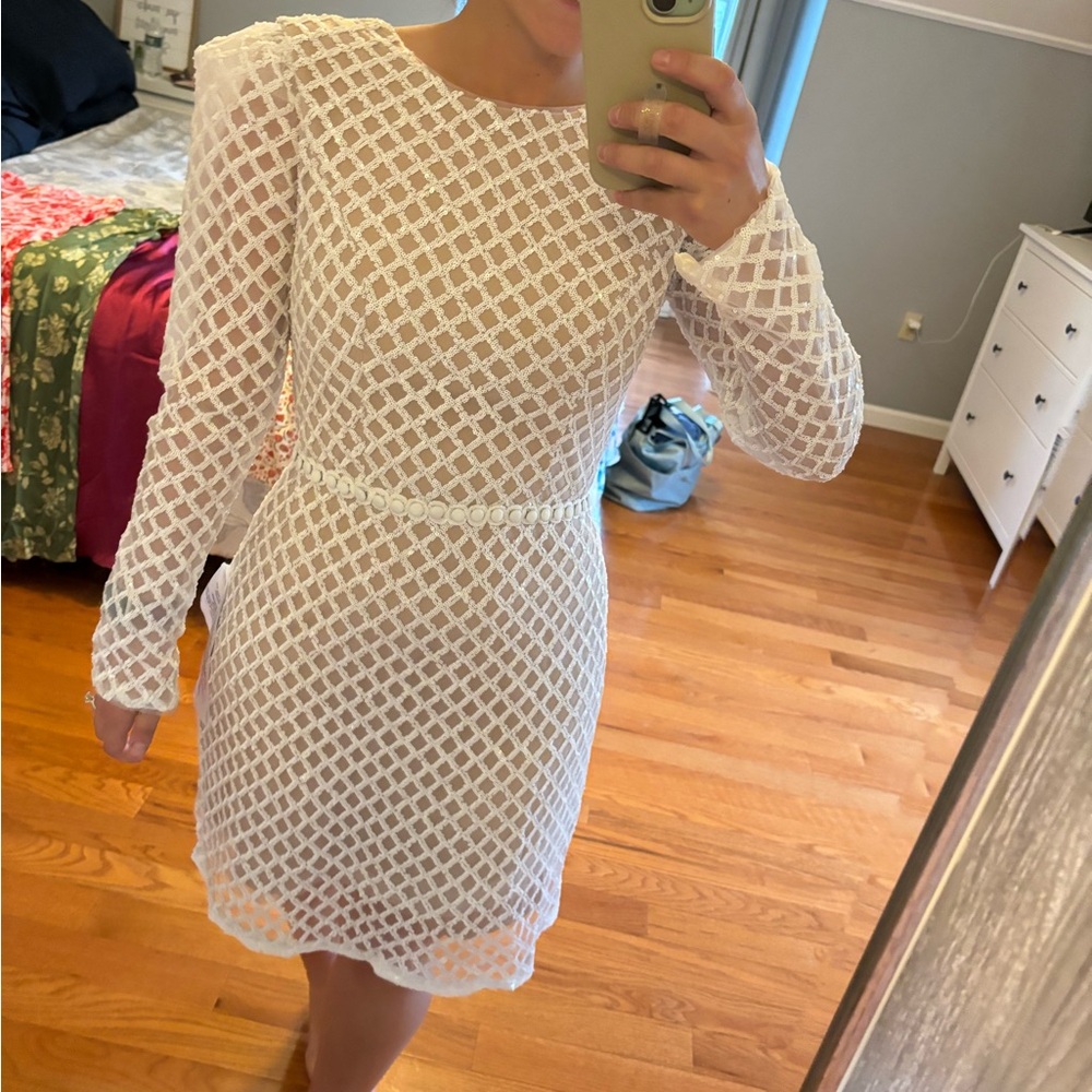 DRESS THE POPULATION
Collins white sequin lace Dress